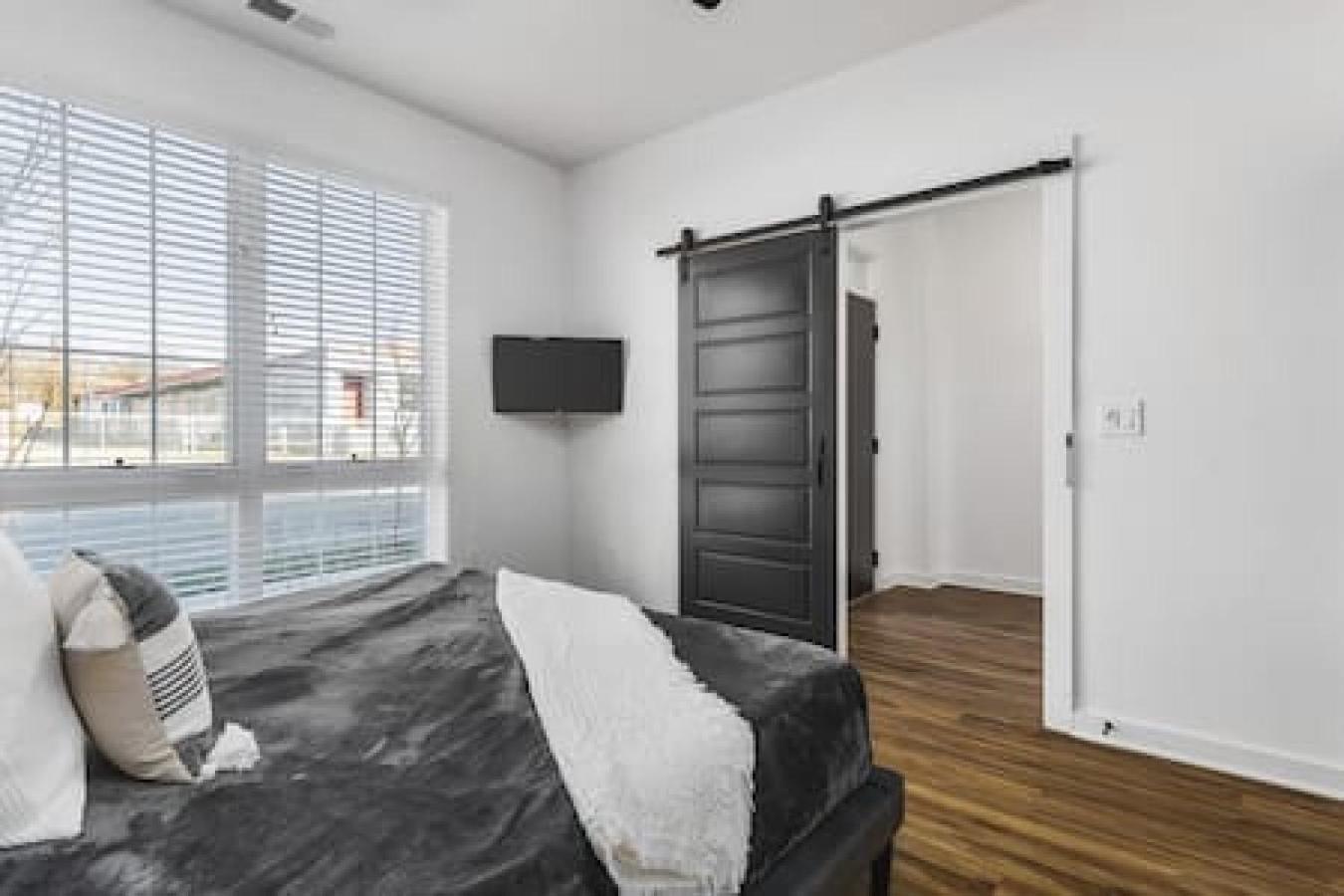 Spacious Home With Large Patio Rooftop Deck And Garage 내슈빌 외부 사진
