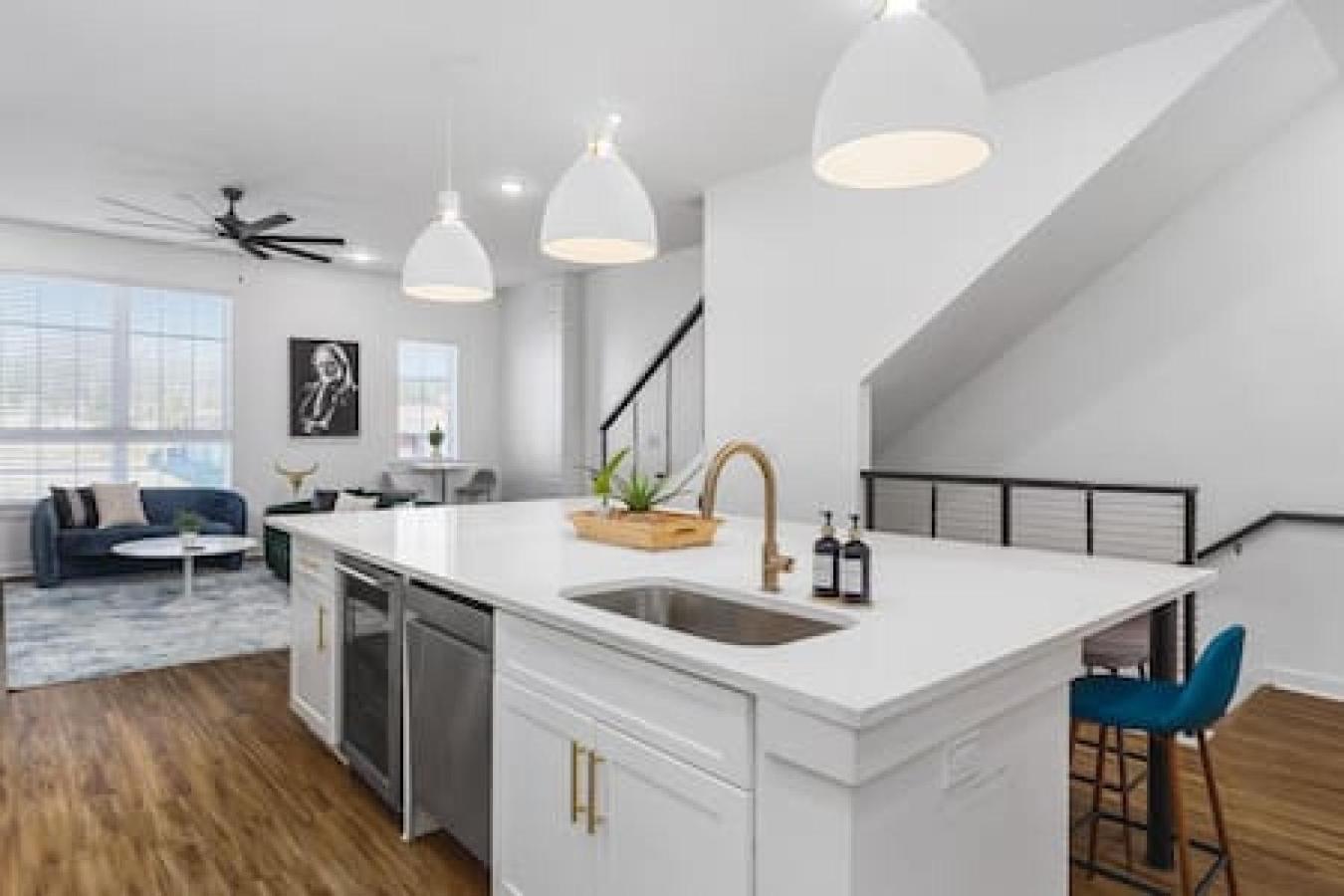 Spacious Home With Large Patio Rooftop Deck And Garage 내슈빌 외부 사진