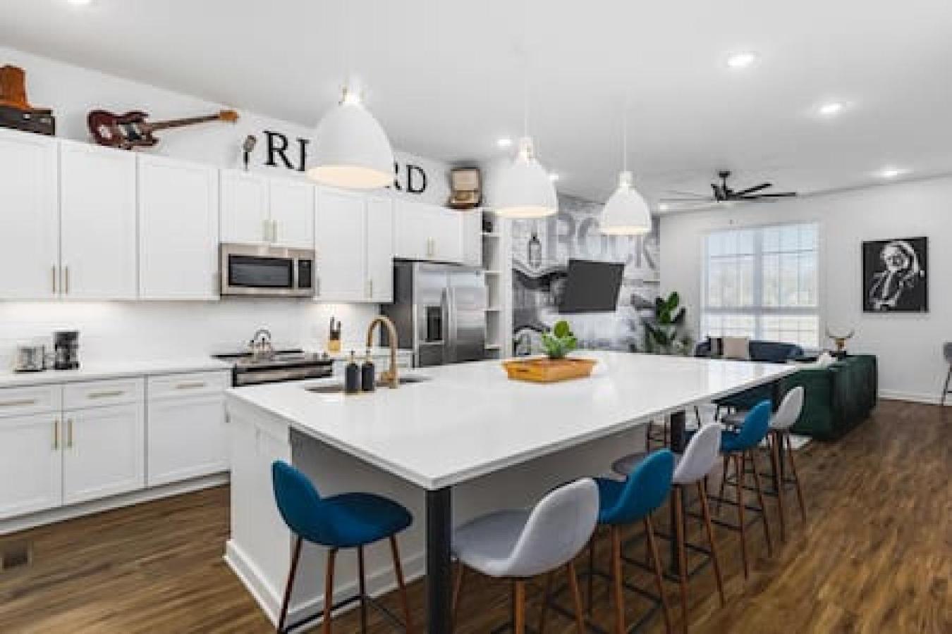 Spacious Home With Large Patio Rooftop Deck And Garage 내슈빌 외부 사진