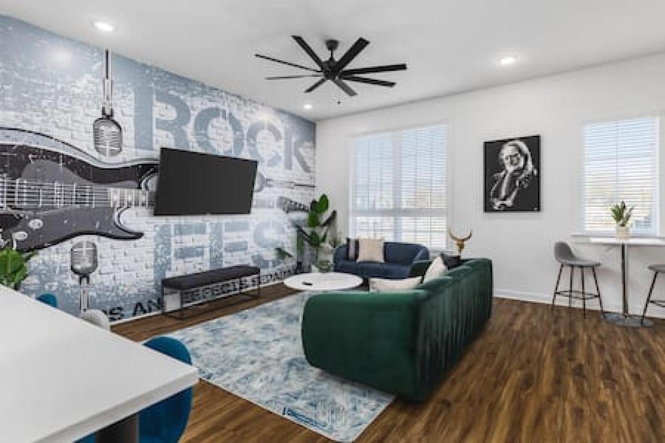 Spacious Home With Large Patio Rooftop Deck And Garage 내슈빌 외부 사진