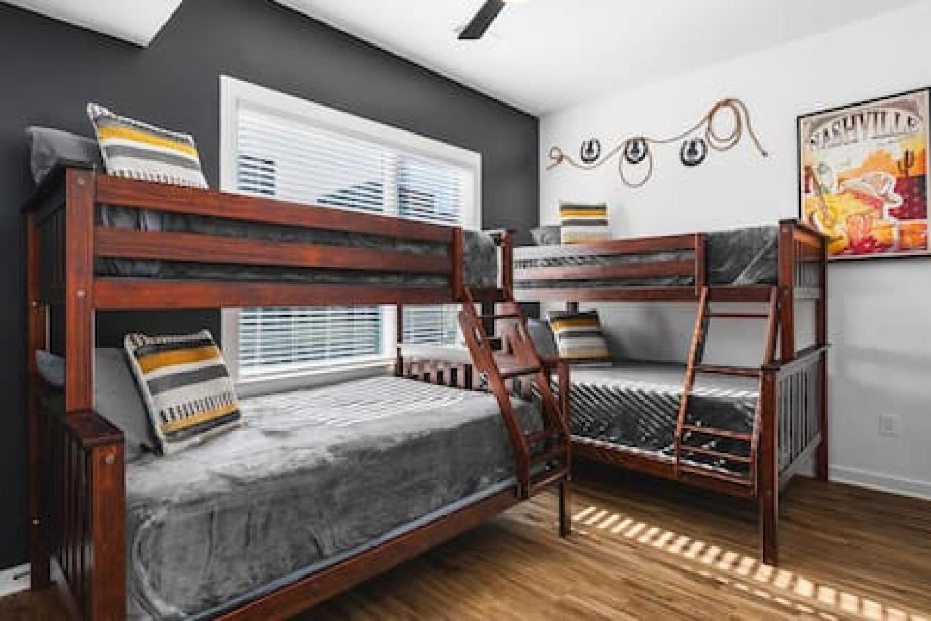 Spacious Home With Large Patio Rooftop Deck And Garage 내슈빌 외부 사진
